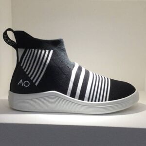 ADNO Italijan Black and White Striped High-Top Sneakers.perfect Condition